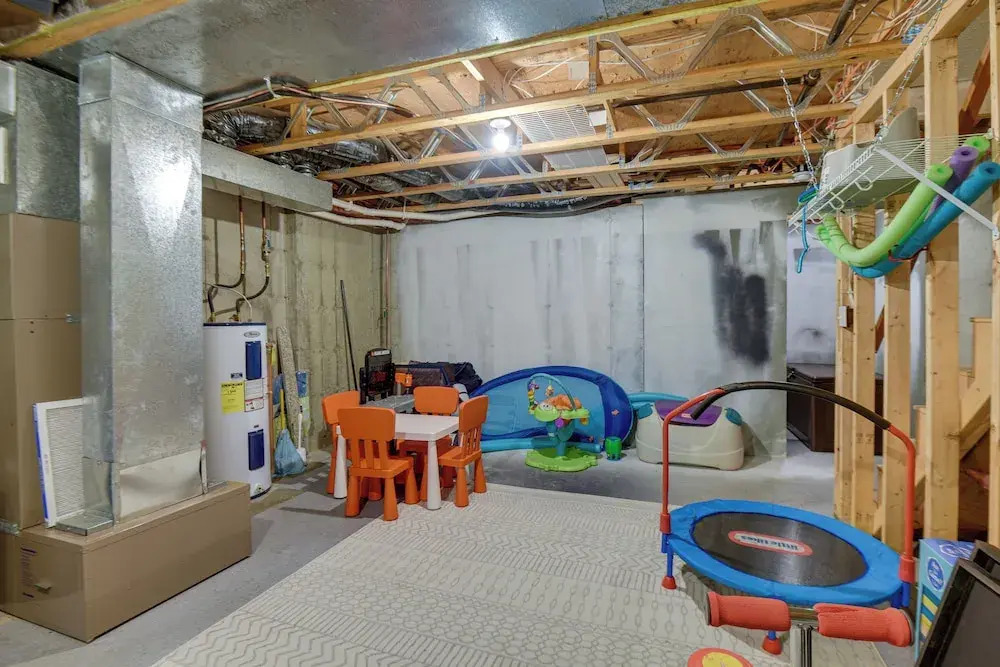 Family-friendly Gem w/ Heated Pool Near Storyland!