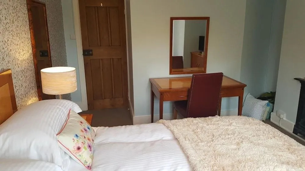 Sadlers Guest House