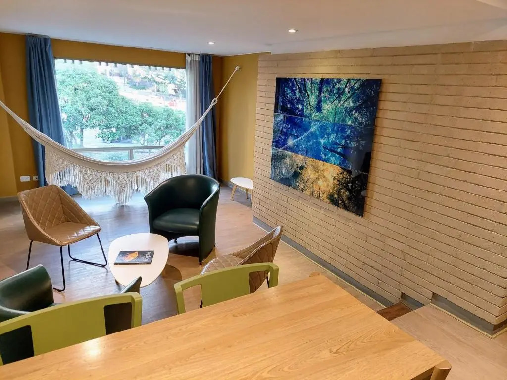 Hotel Viaggio Teleport City Suites