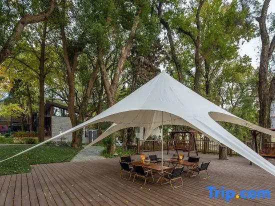 Lushan Tongyuan Yi Inn Yunjing Hotel (Lushan Scenic Area South Gate Branch)