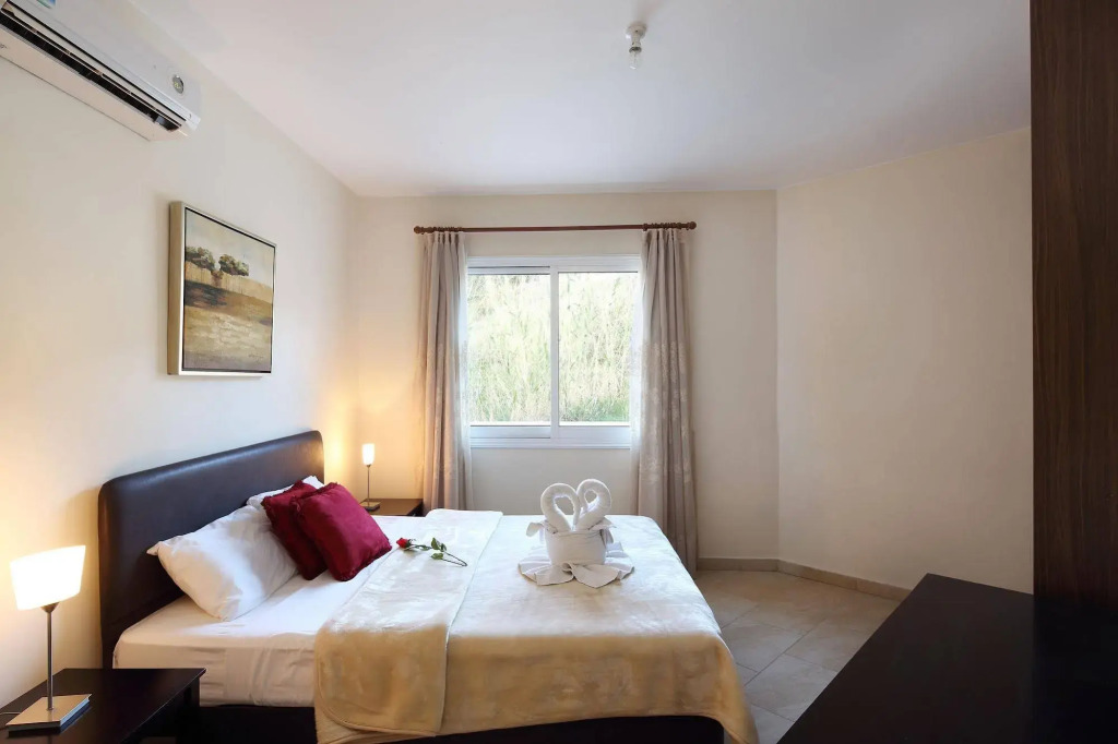 Chloraka Terrace Apartments