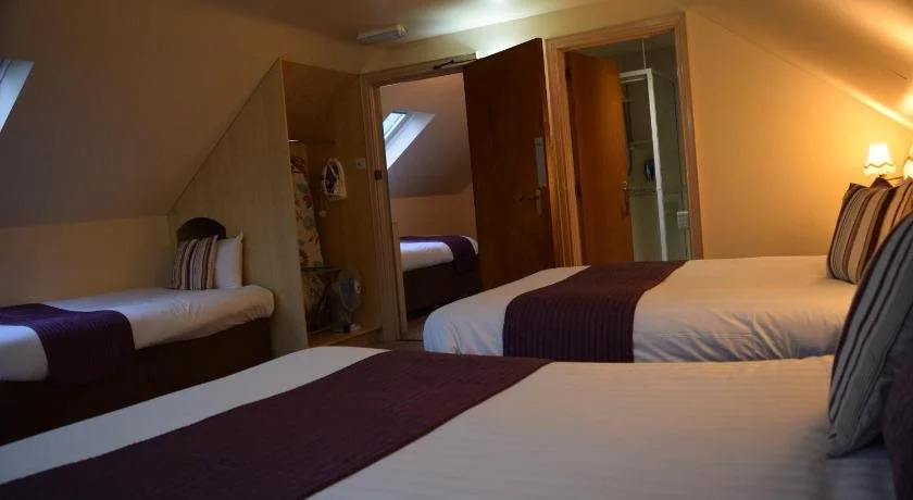 Hillview Lodge