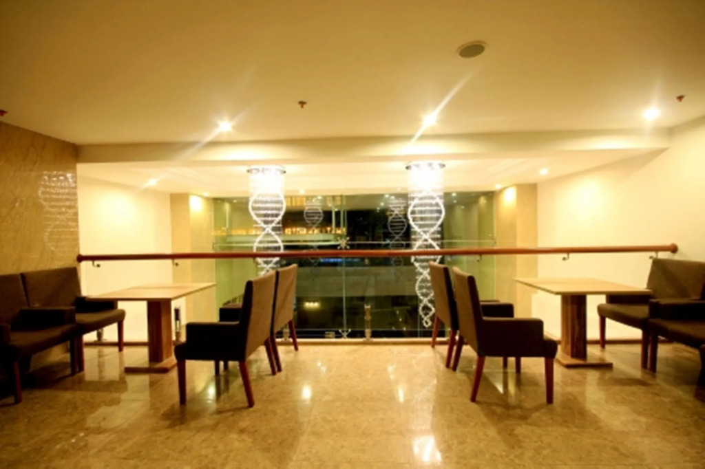 Nhat Linh Hotel & Suites Da Nang