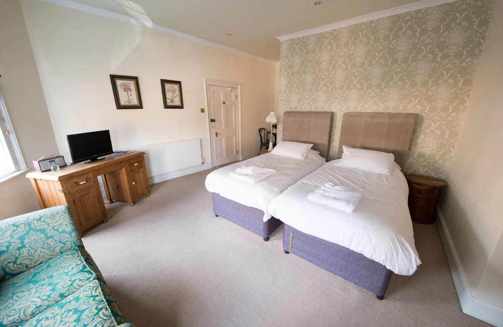Hewitts Restaurant & Rooms