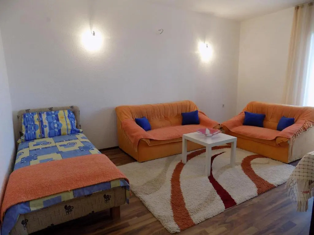 Apartments Mujovi