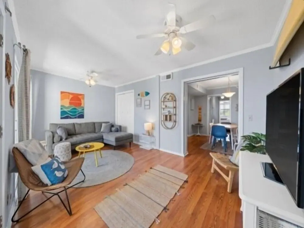 Breezy Does It - Take It "br-eezy" While You Stay In The Heart Of Carolina Beach. One Minute Walk To The Beach! 1 Bedroom Condo by RedAwning