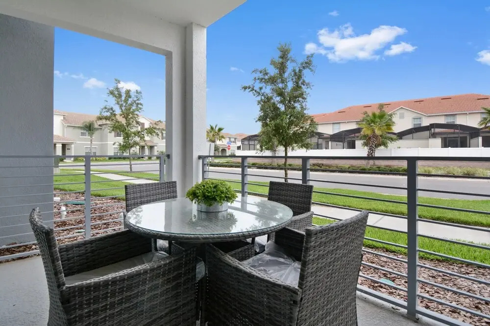 2 Bd Sleeps 8 Apartment Close to Disney 103 4751