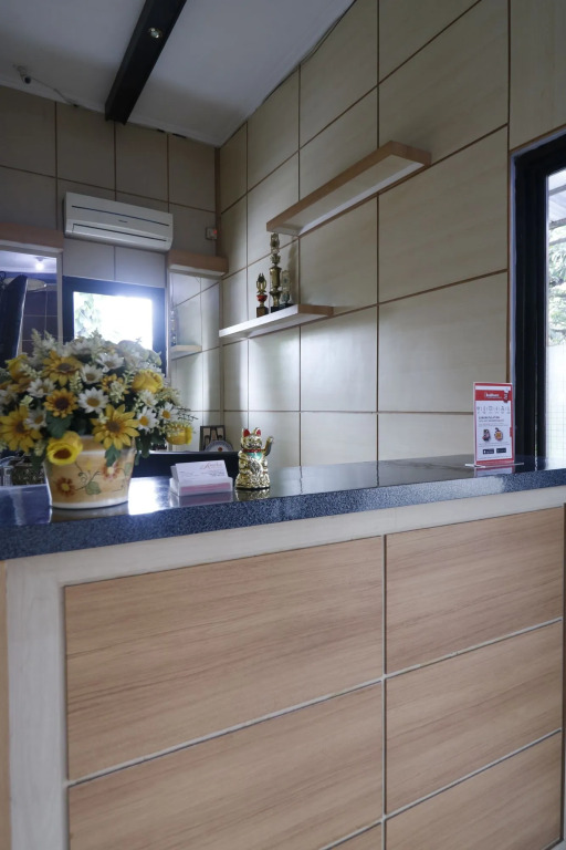 RedDoorz Plus near Undip Tembalang