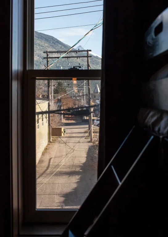 The Grizzly Den by Revelstoke Vacations