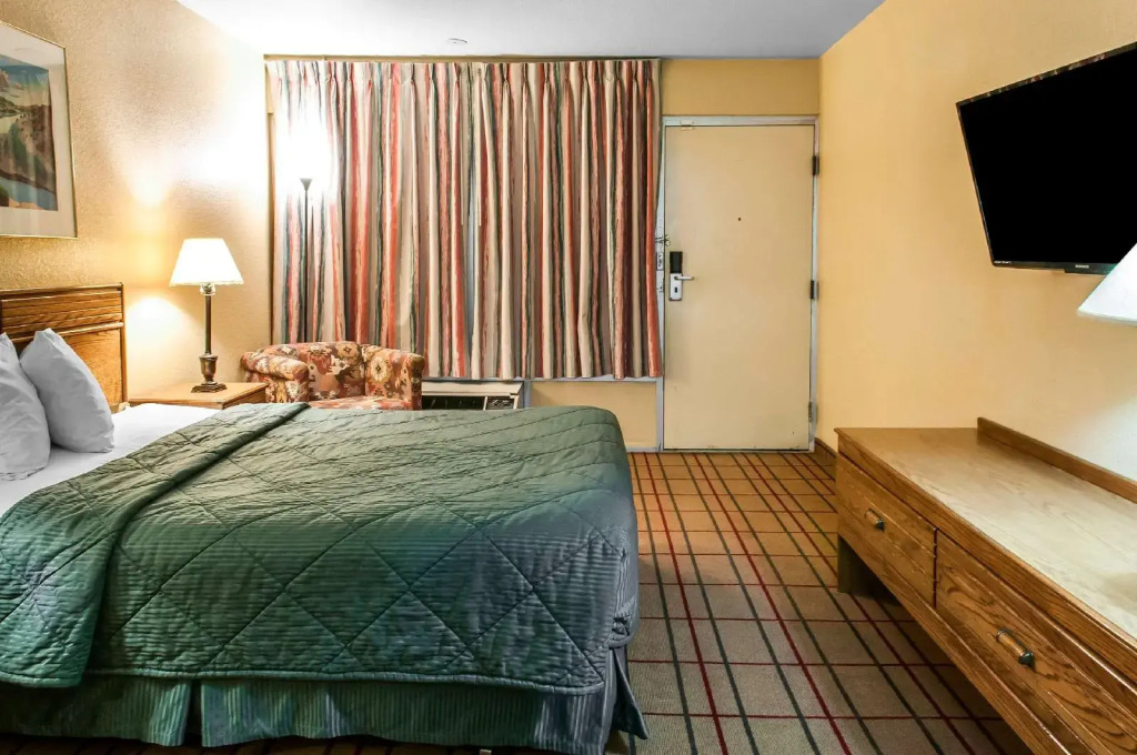 Rodeway Inn East Albuquerque
