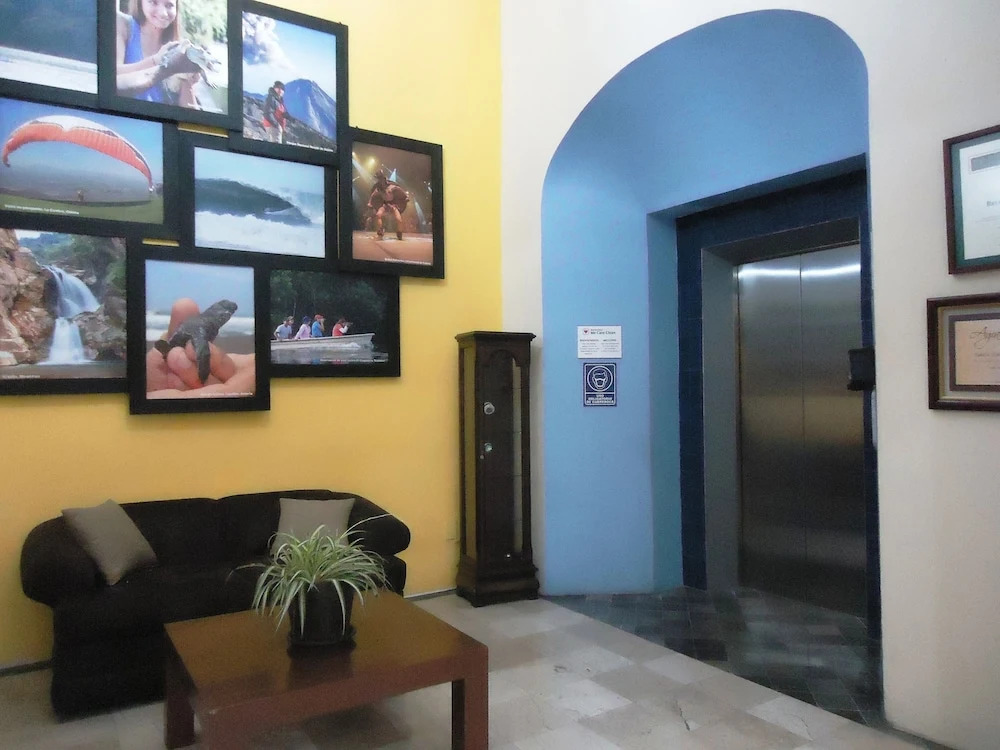 Hotel Concierge Plaza Colima