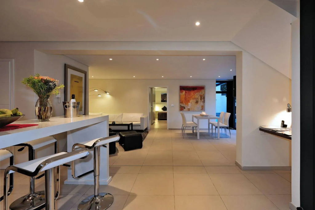 129 on Kloof Nek Apartments
