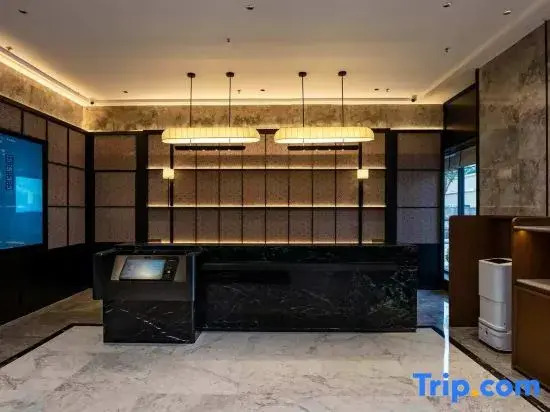 Starway Hotel