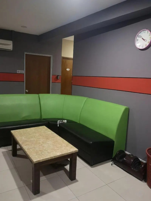 Home Inn Hotel