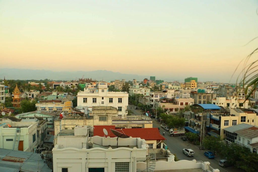 Royal City Hotel