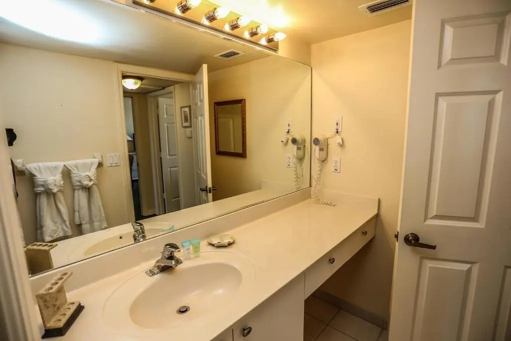 Lovers Key Resort 206
