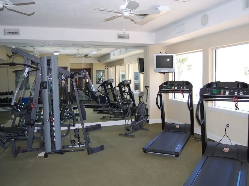 Dimucci TT 402 2 Bedrooms 2 Bathrooms Condo
