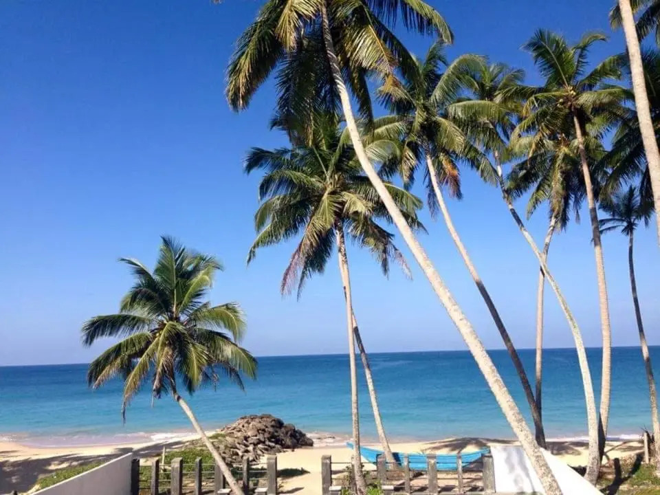 Rainbow Beach Hotel