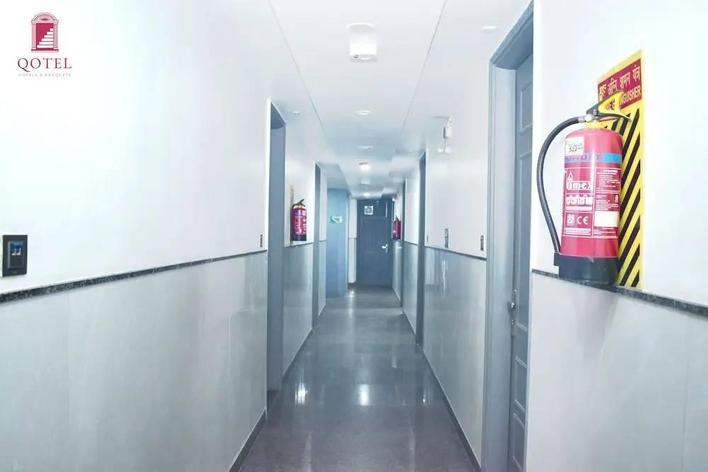Qotel Hotel Rama Rohini Rohini I Near Metro I Spacious Rooms I Friendly Staff I Most Preferred Hotel In Rohini