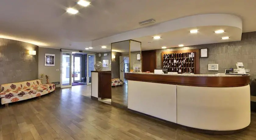 Regal Hotel