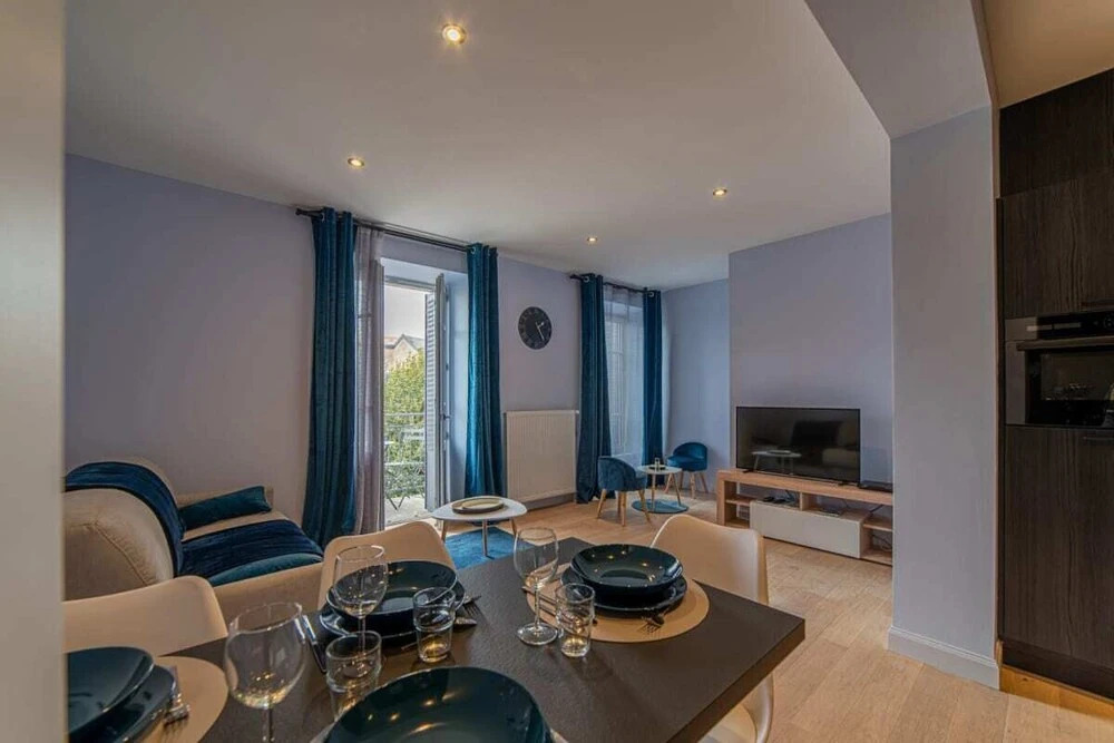 Private Apartment Delavigne - Villa Rops