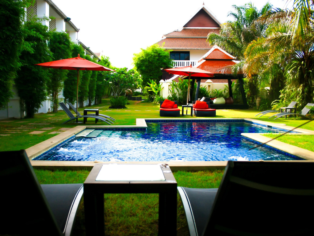 Palm Grove Resort, Pattaya
