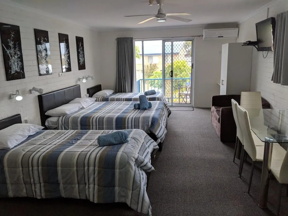 Harrington Village Motel