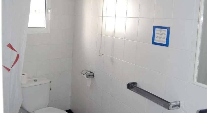 Hostal Avenida by Bossh! Hotels