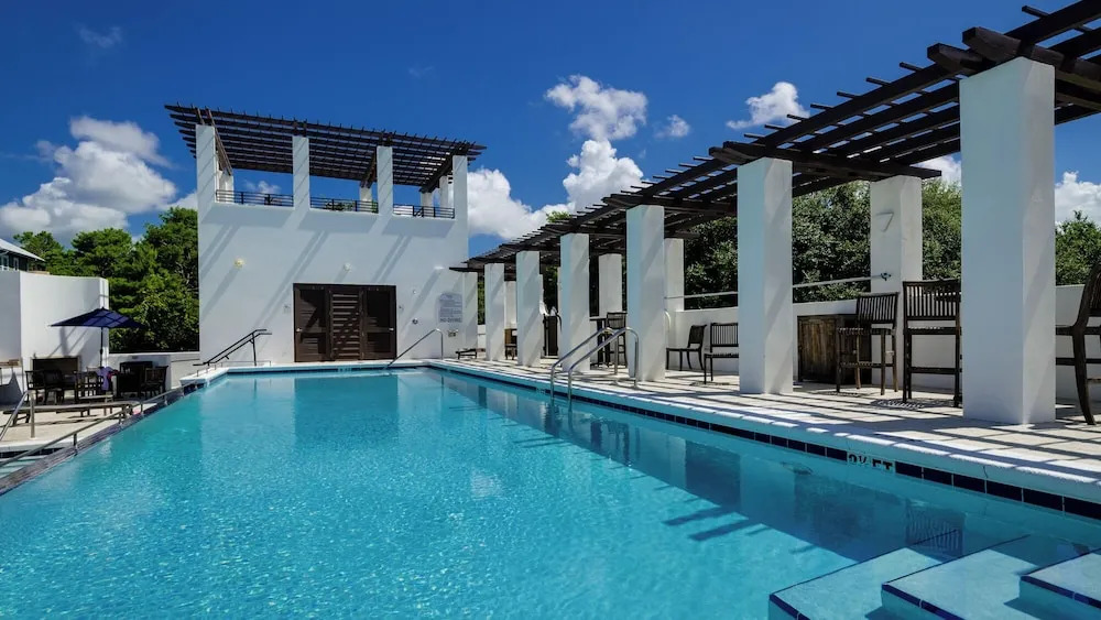 Sleep up to 20 - 2 Homes Side by Side - Gated Community w/ Community Pool!