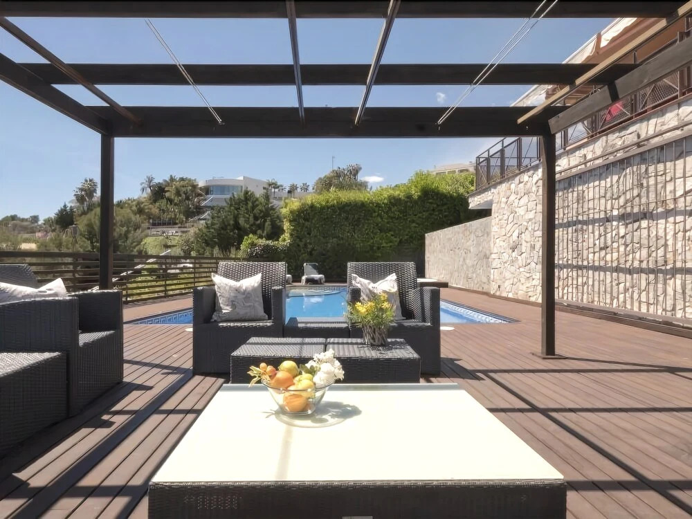 Villa California