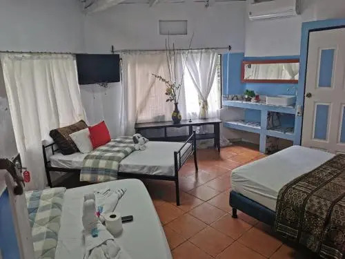 Cabinas Cafe del Mar