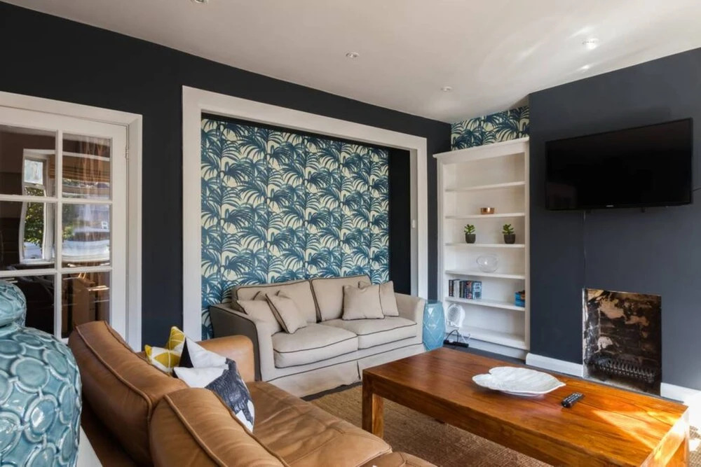Stylish Flat Just Outside Central London