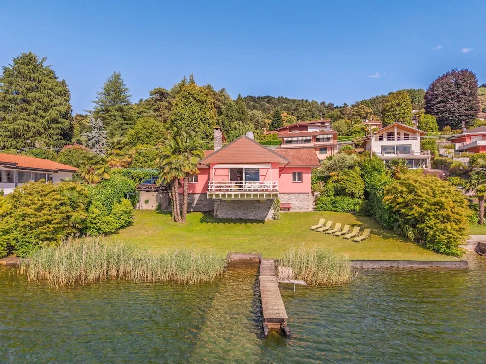Italian Lakes Lakeside Villa With Direct Lake Access
