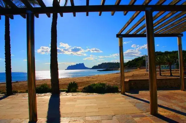 Apartment with mountain view and garden in Benissa