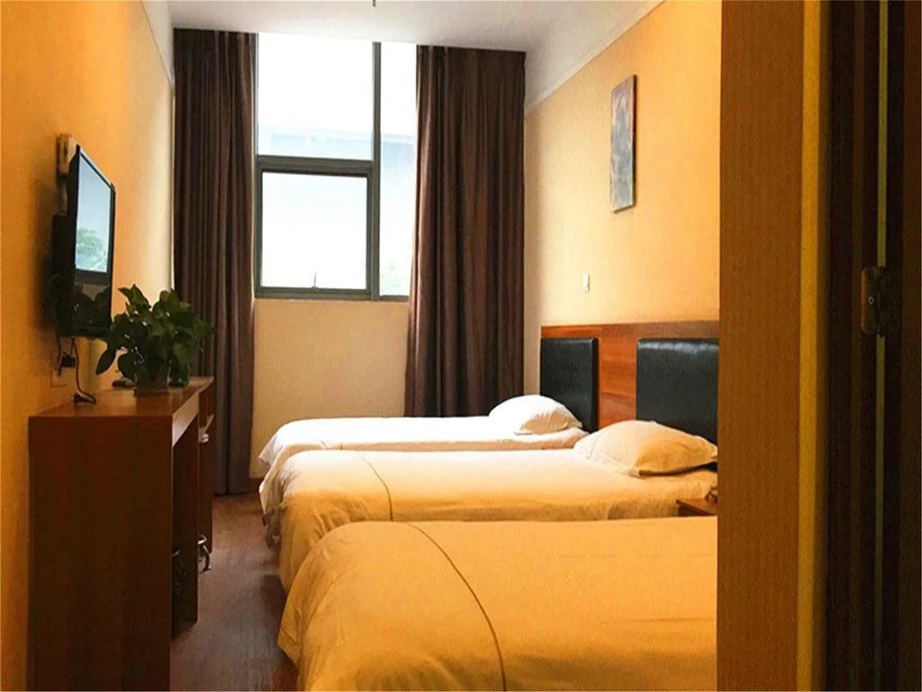 Juyuan Business Hotel