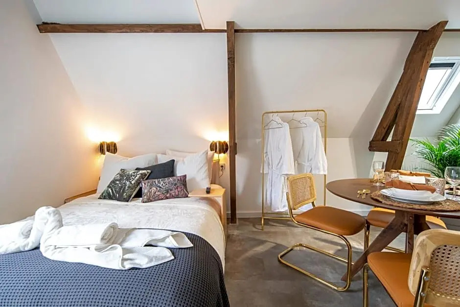 Family penthouse 7-Minutes from Rotterdam Central newly build top floor terrace