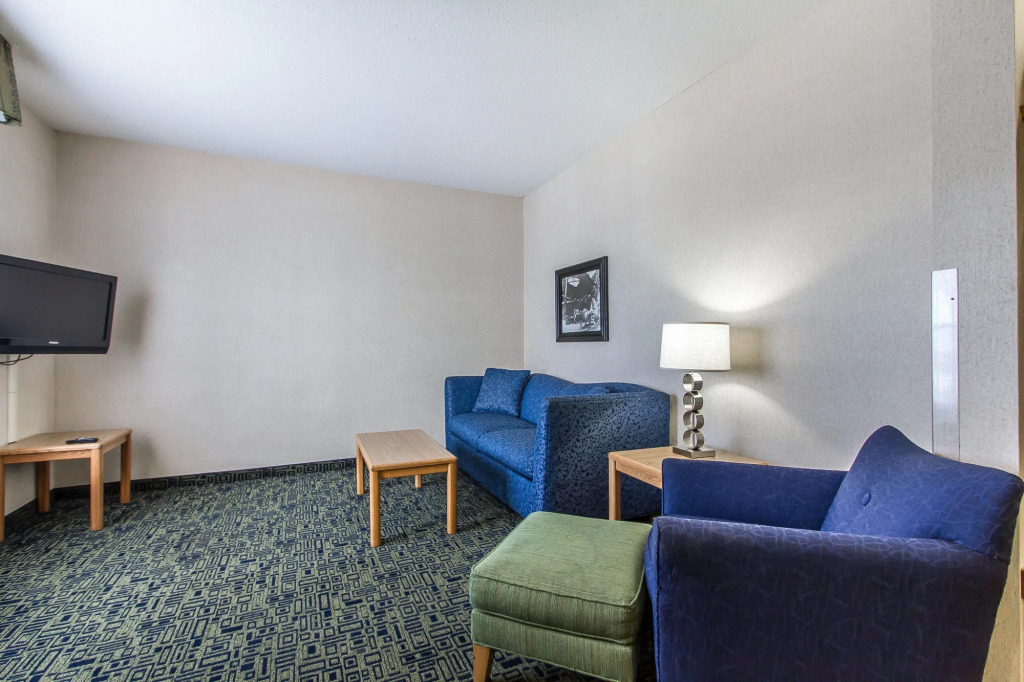 Revel Hotel, Tapestry Collection By Hilton