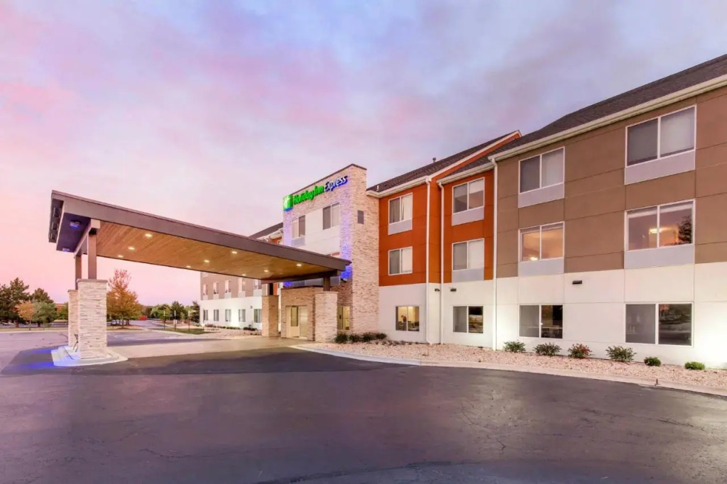 Country Inn & Suites By Carlson St. Charles