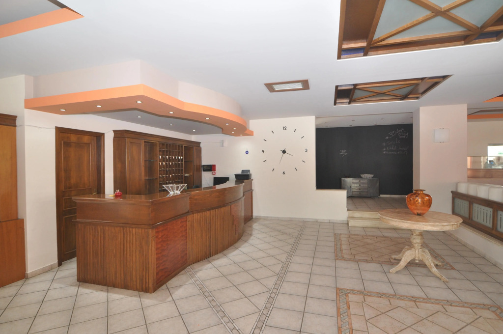 Nefeli Hotel