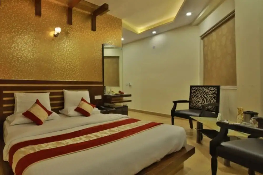 Hotel Pablas International, New Delhi, Near Metro