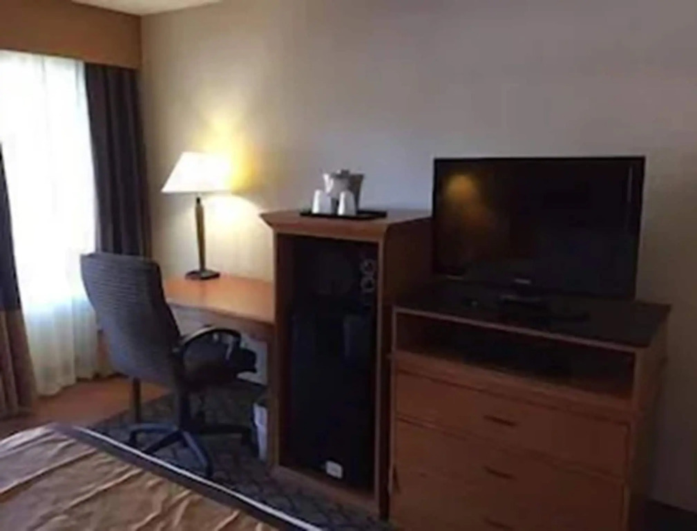 Red Roof Inn Auburn Hills