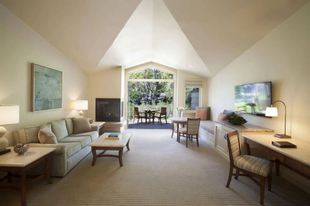 The Quail Lodge