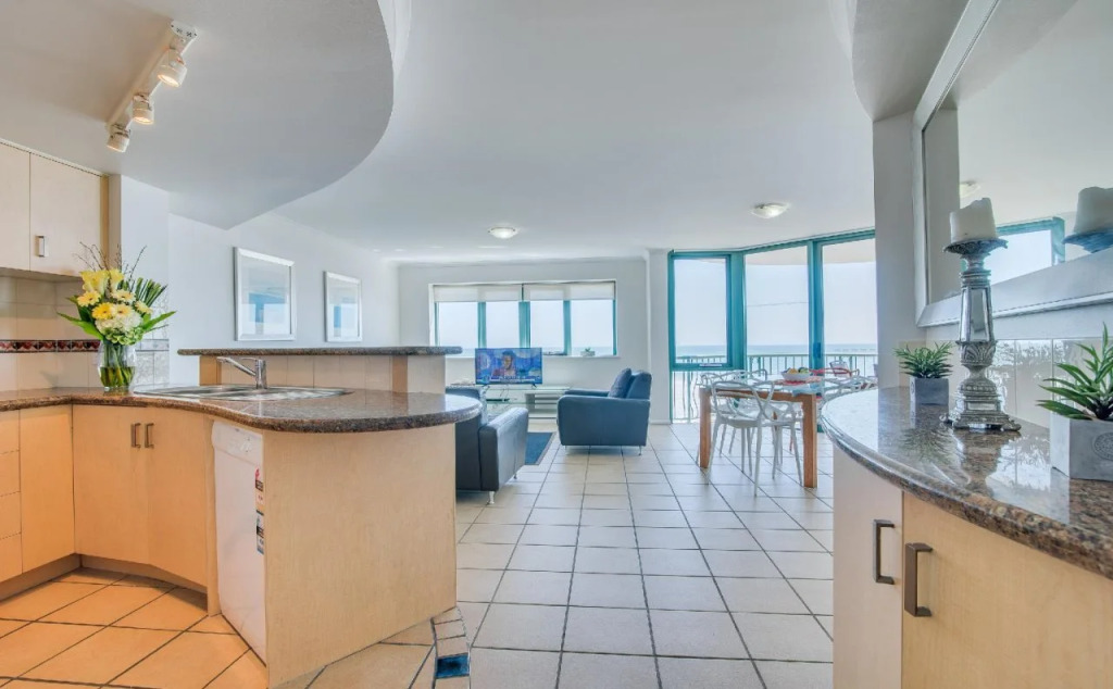 Grand Palais Boolarong Beachside Apartments