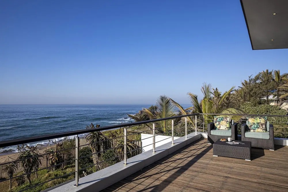 Dolphin Coast YOLO Spaces - Beach House Villa