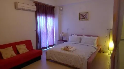 World Art Homestay