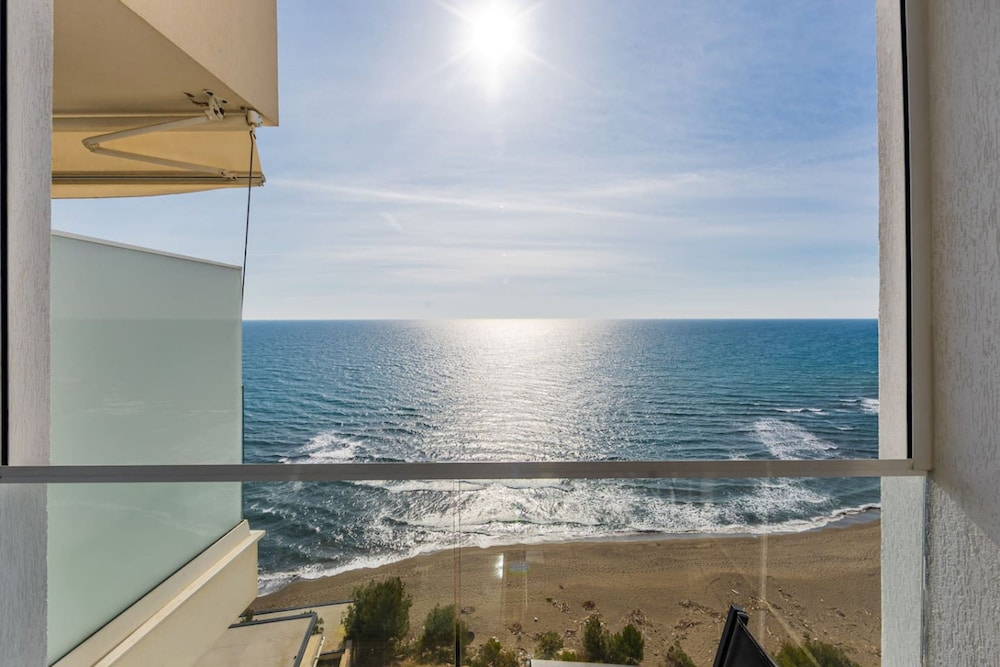 The Butterfly Apartment 2BR With Amazing Views