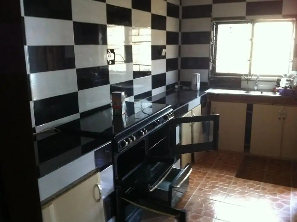 Longe Villa