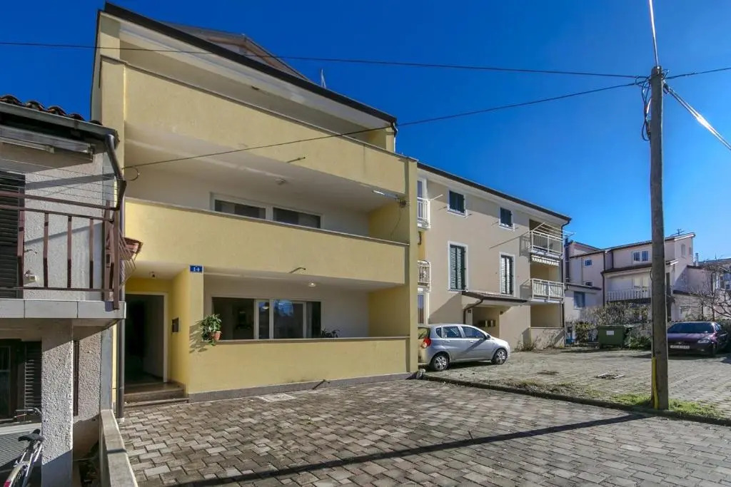 Apartment Zlatna