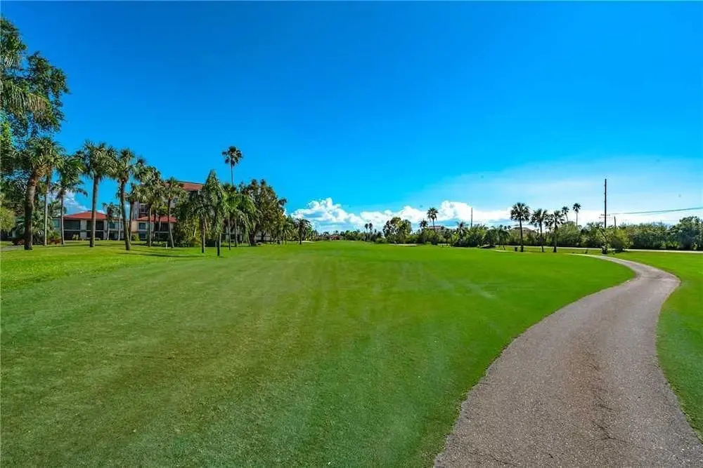 Palma Del Mar D601 - One Bedroom Condo