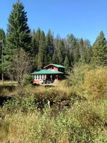 Creekside Cabin